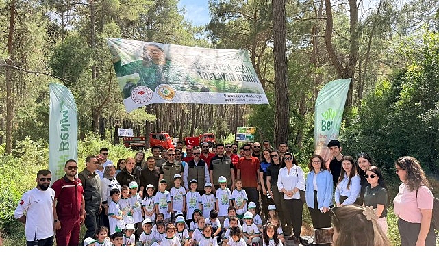 Kemer'de çevre temizliği etkinliği