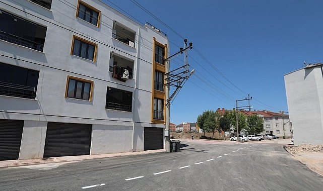 Başkan Taban Tamamlanan Asfalt Ve Otopark Çalışmalarını Yerinde İnceledi