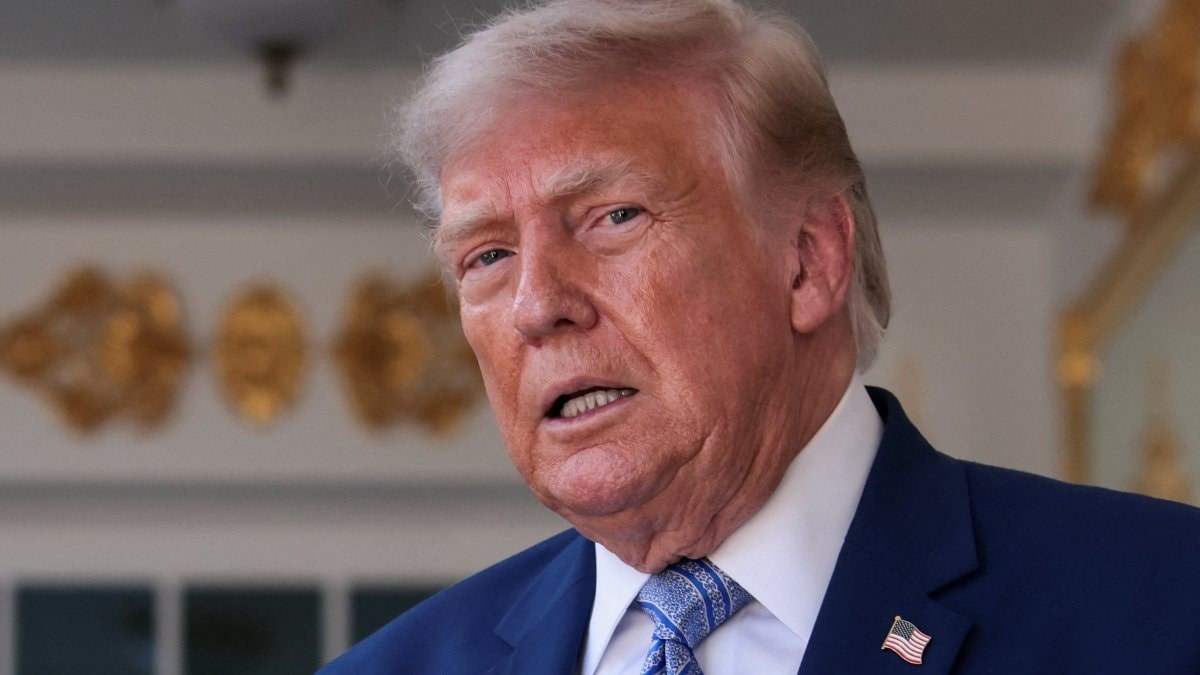 Donald Trump: Gemilere verilecek zarar İran parasıyla karşılanacak