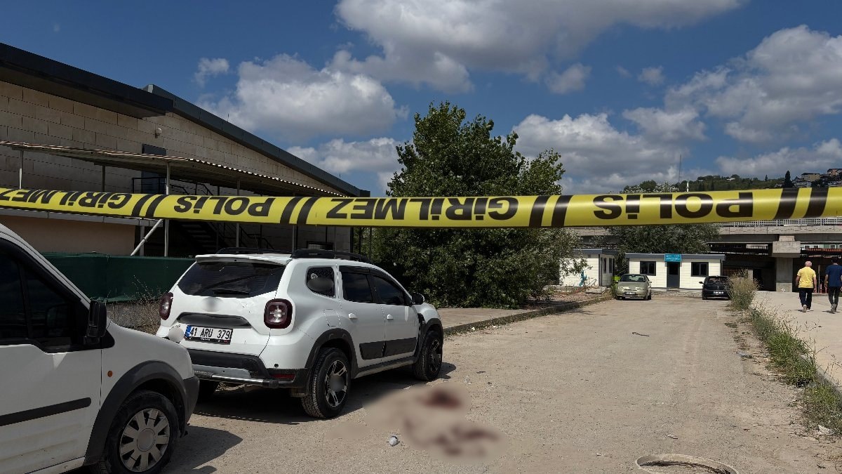 Kocaeli'de ayrılık görüşmesi silahlı kavgaya dönüştü: 2 yaralı 10 gözaltı