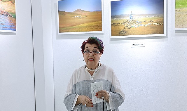 "Uzaklarda Bir Yerlerde" sergisi açıldı