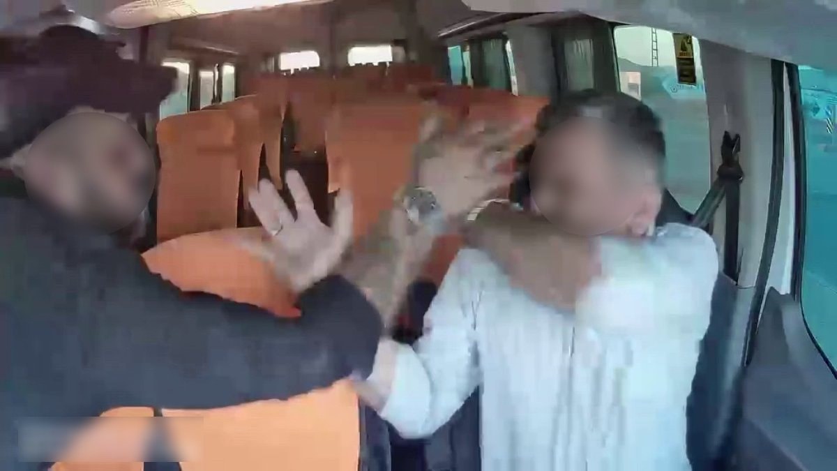 Adıyaman'da trafik kavgası: Durdurdukları sürücüyü defalarca yumrukladılar