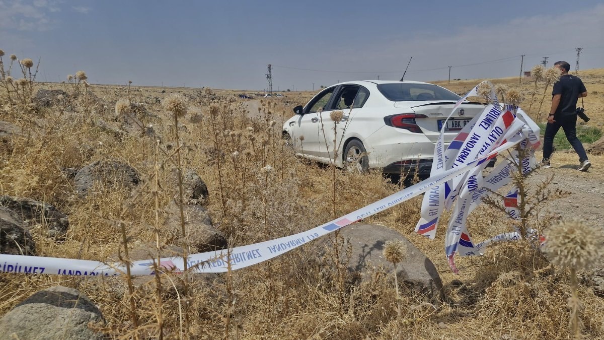 Diyarbakır'da arazide kadın cesedi bulundu