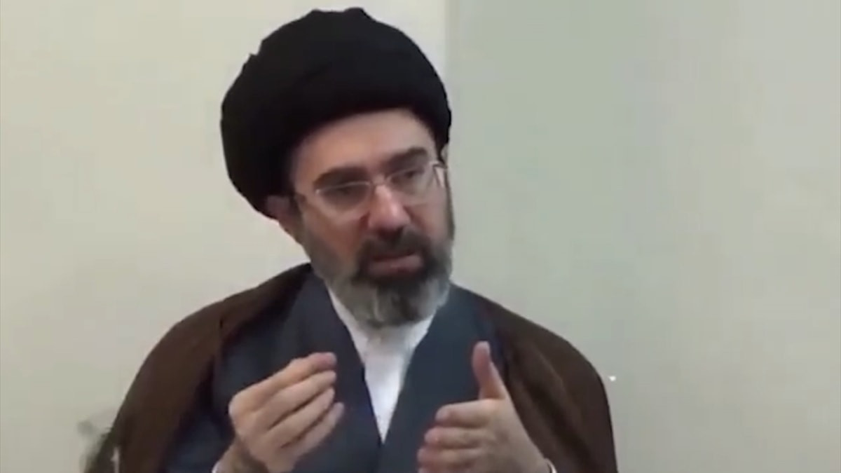 İran, Mücetba Hamaney'in görüntülerini yayınladı