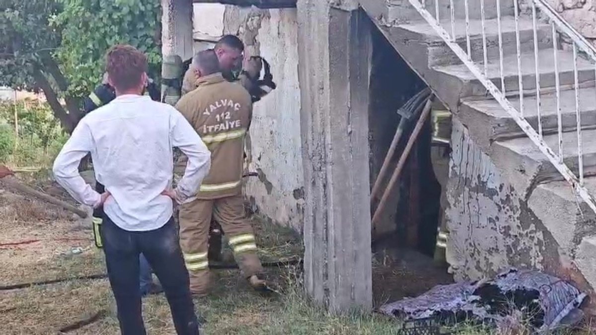 Isparta'da evde çıkan yangını cami hoparlöründen duyurdu