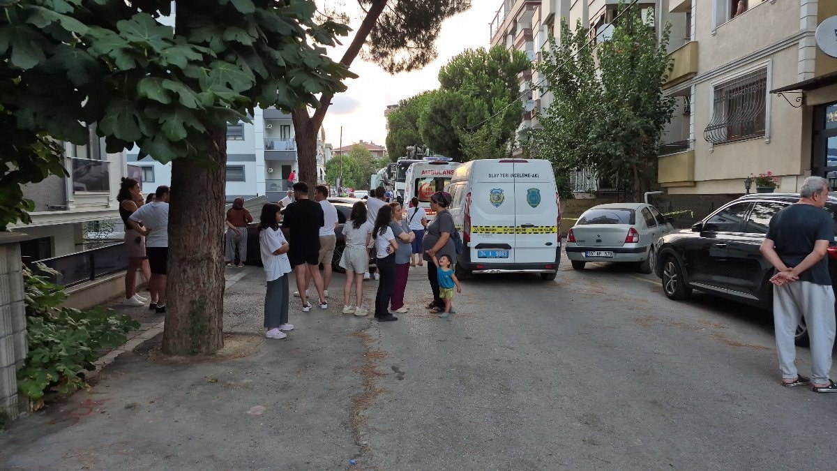 İstanbul'da bir kadın beton mikserinin altında kalarak hayatını kaybetti