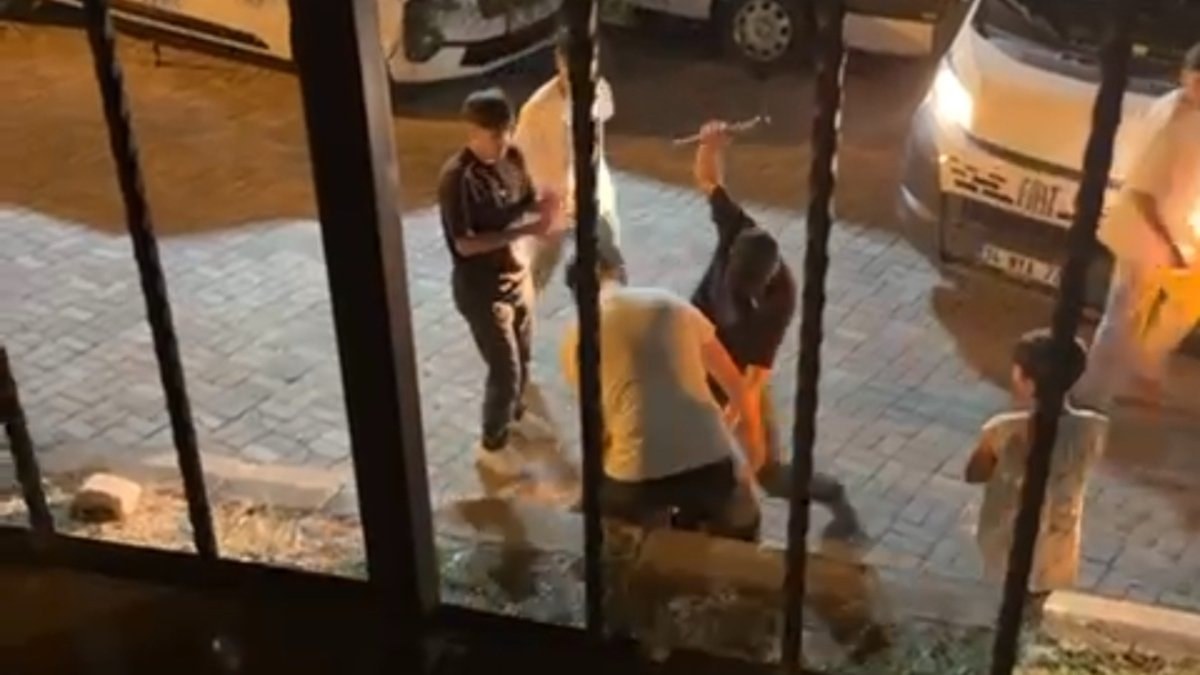 İstanbul'da kız meselesi yüzünden sokak savaş alanına döndü: 7 gözaltı