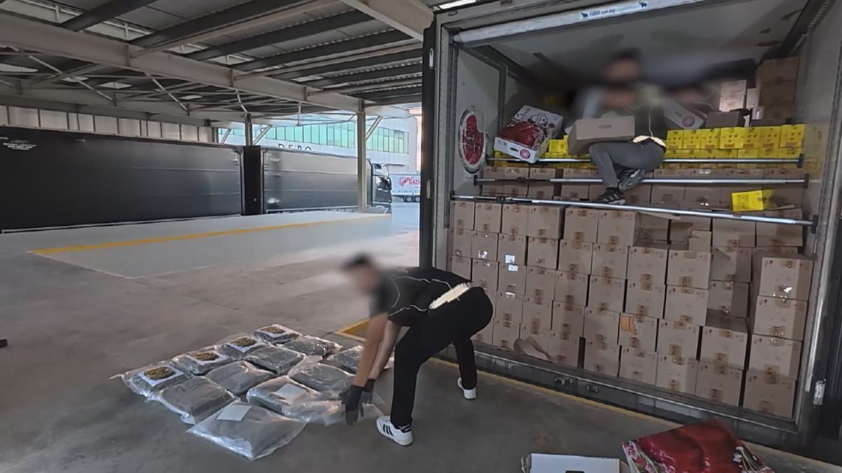 İstanbul'da narkotik operasyonu: 376 kilo uyuşturucu ele geçirildi