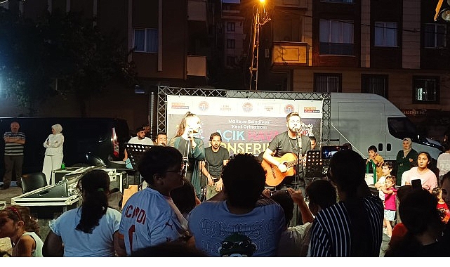 Maltepe'de açık hava konserleri büyük coşkuyla devam ediyor