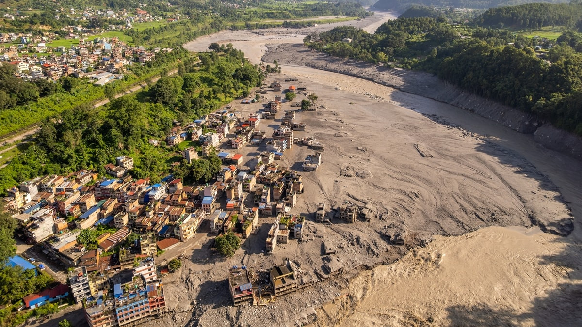 Nepal'de sel felaketinde ölenlerin sayısı 804'e yükseldi