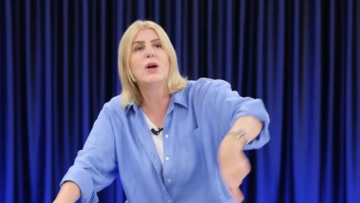 Sevda Türküsev, Bursa'da masaların üzerinde dans eden kadınları yorumladı