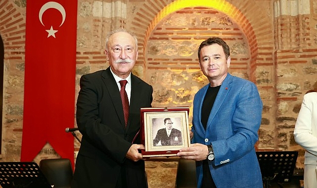 Usta Oyuncu Altan Erkekli Osmangazi'de "Bir Memleket Hikayesi" Anlattı