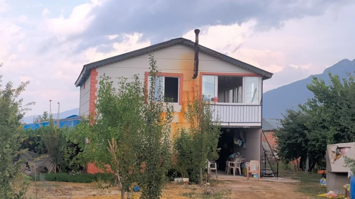 Antalya'da aile katliamı: Eşi ile kayınpederi ve kayınvalidesini öldürdü