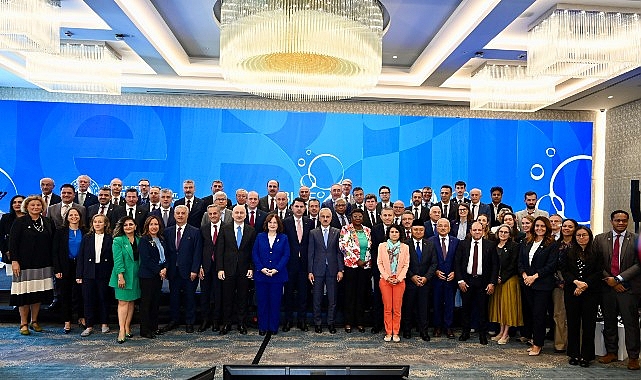 COP 31 Özel Elçisi Başkan Altay, Bakan Kurum'un Başkanlığında Düzenlenen "Okyanus ve Denizler Mavi Diyalog Programı"na Katıldı