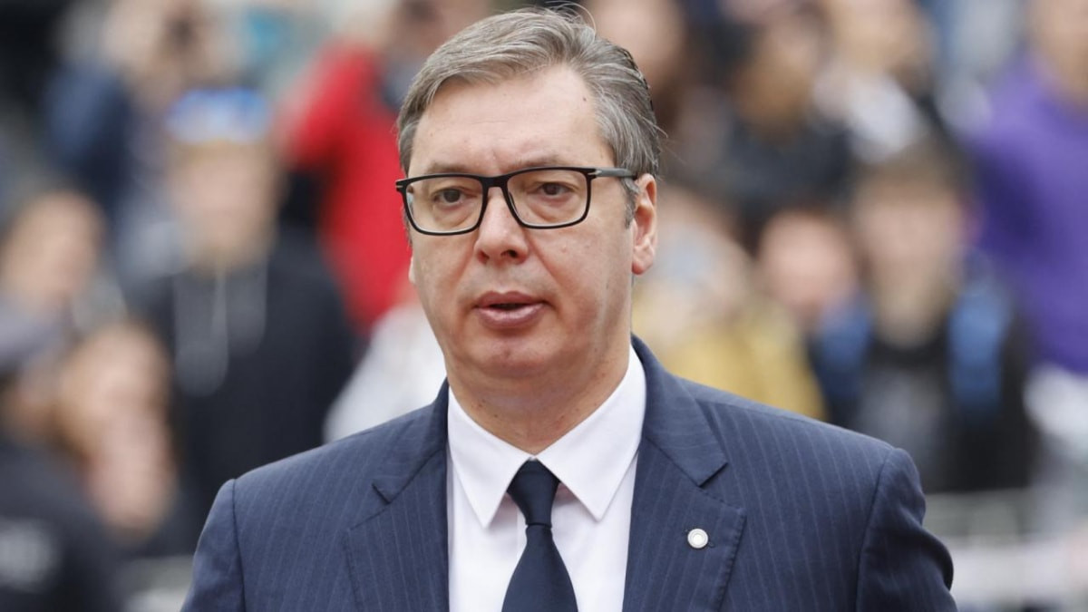Sırbistan Cumhurbaşkanı Aleksandar Vucic görevinden istifa etti