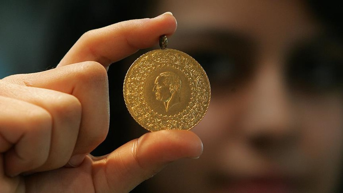 Altın fiyatları dalgalı seyrini sürdürüyor