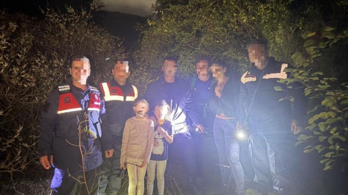 Aydın'da ormanda kaybolan 4 kişilik aile kurtarıldı