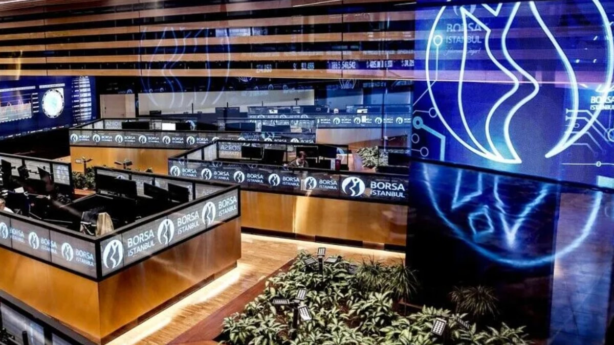 Borsa İstanbul'un açılışta yüzde 0,42 artış