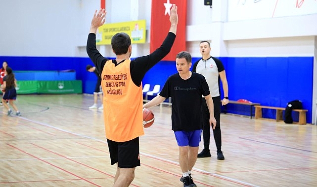 Osmangazi'de Sporcular Cumhuriyet İçin Ter Döktü