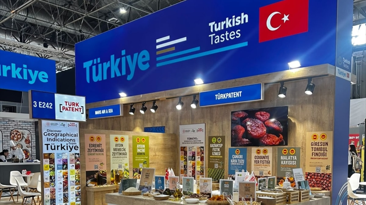 Türkiye’nin coğrafi işaretli lezzetleri Paris’te uluslararası ziyaretçilerle buluştu