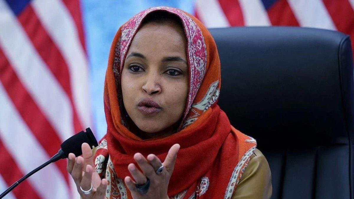 WSJ: Trump yönetimi, Ilhan Omar’ın vatandaşlığını iptal etmek istiyor