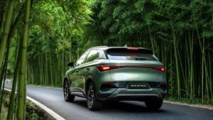 AB, Çinli elektrikli araçlara %45 vergi getirdi