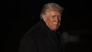 ABD Başkanı Trump, İran’a yönelik saldırı planları hakkında bilgilendirildi