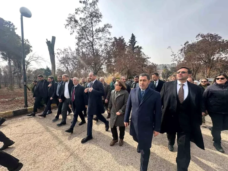 AK Parti Gaziantep Milletvekili Bünyamin Bozgeyik: “Halep huzura koşuyor”