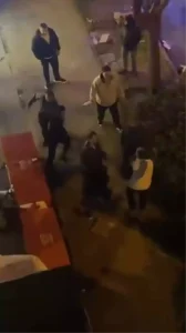 Başakşehir’de Sopalı Kavga! Polisi Uyarı Ateşi Açmaya Zorladı