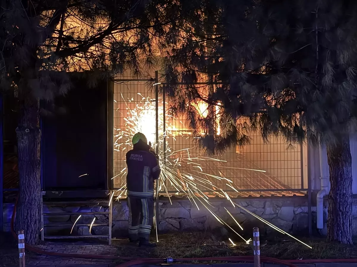 Bursa’da Fabrikada Yangın