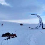 Çıldır Gölü’nde paraşütle uçma heyecanı yaşandı