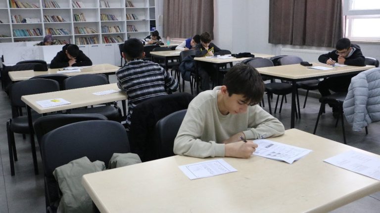 Diyarbakır’da tatilde de eğitim seferberliği