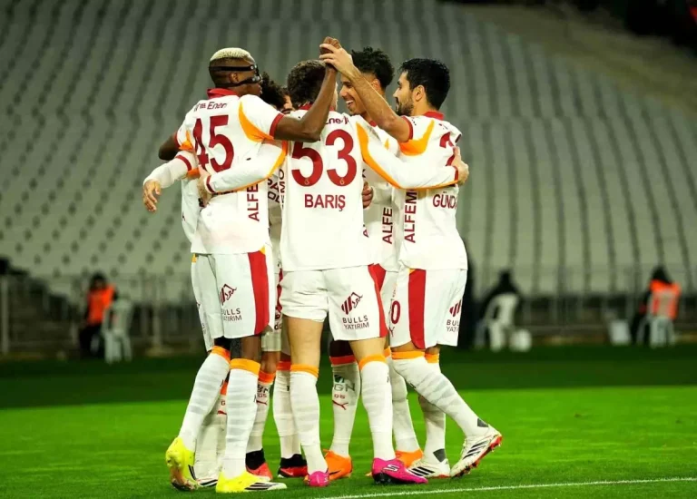Galatasaray Ocak’ta 7 Maçta 3 Galibiyet Aldı