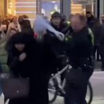 Hollanda polisinden, Müslüman kadınlara şiddet