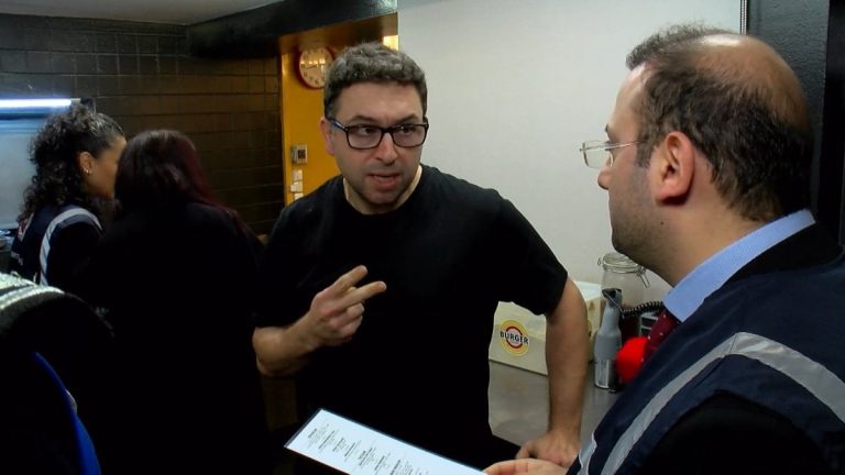İstanbul’da ‘referans’ ile müşteri alan hamburgerci denetlendi