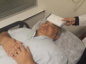 İzmir’de doktorları darbeden kişi tutuklandı