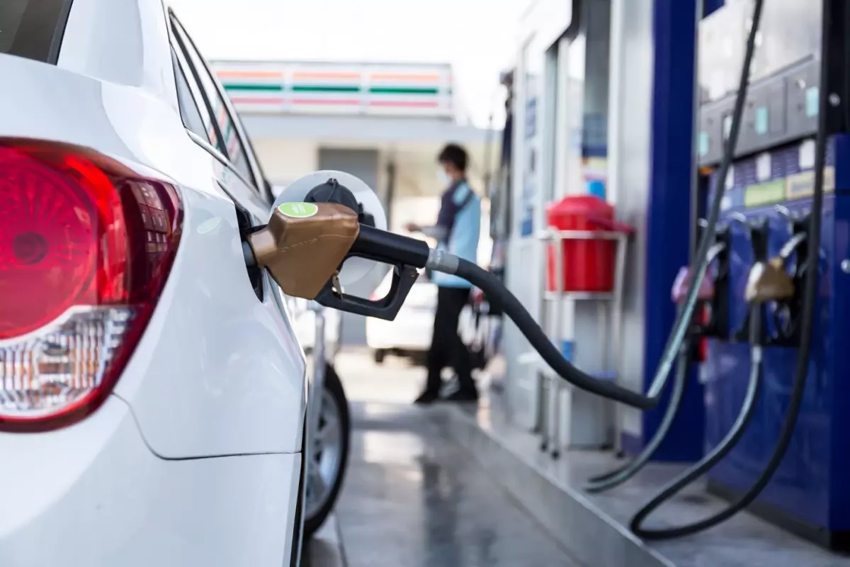 Lukoil, Varlıklarını Carlyle’ye Satıyor