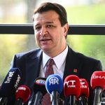 Mahmut Arıkan: Saç örme eylemine saygı duymak gerek