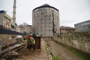 Makedon Kulesi Ziyarete Açılıyor