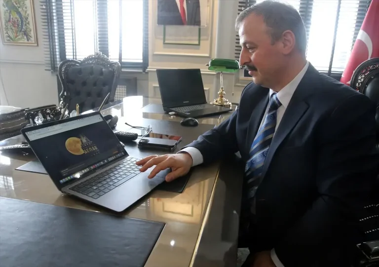 Niksar Kaymakamı Yılın Kareleri Oylamasına Katıldı