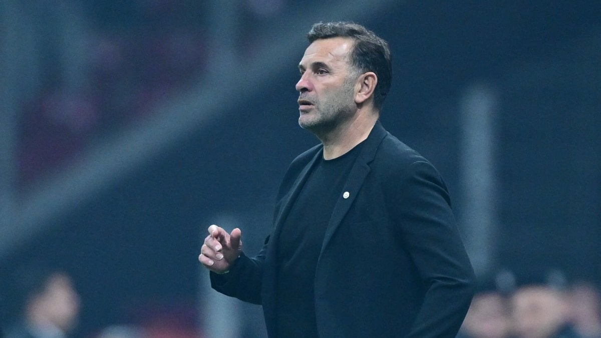 Okan Buruk, Mert Hakan Yandaş’ı ziyaret etti