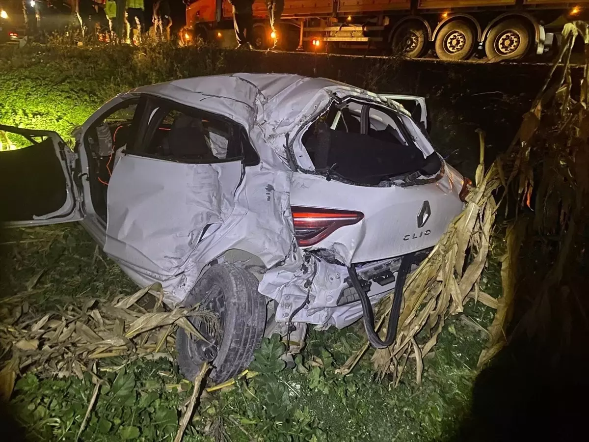 Osmaneli’nde Trafik Kazası: İki Ağır Yaralı