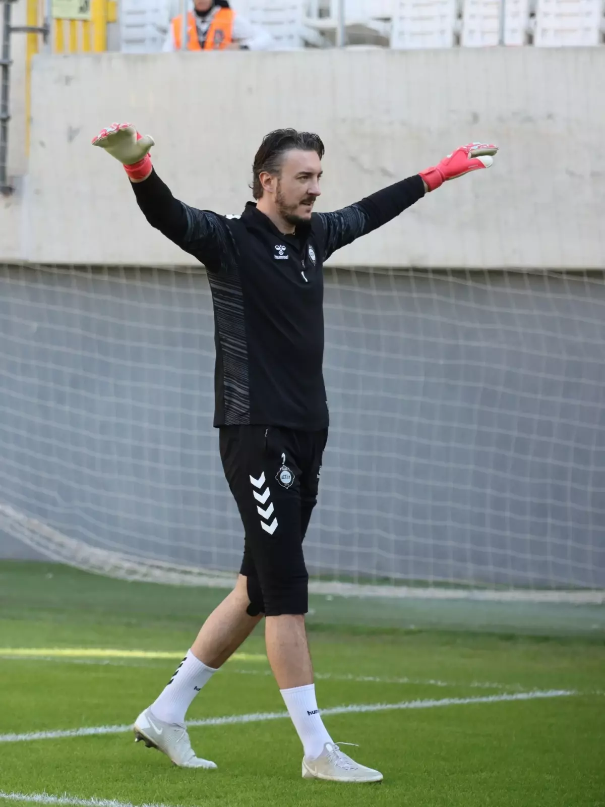 Ozan Özenç, Altay’da Formaya Hasret Kaldı