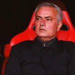 Peri masalı! Mourinho’nun Benfica’sı 90+8’de kalecisinin attığı golle Real Madrid’i devirdi ve ilk 24’e kaldı