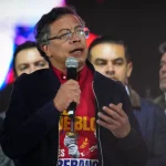 Petro’dan Maduro’nun İadesi Çağrısı