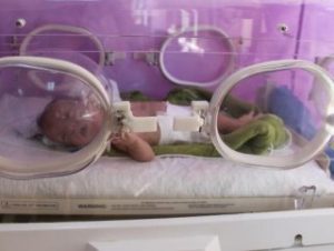 Prematüre bebek Niyazi, 1 kilo 900 grama çıktı