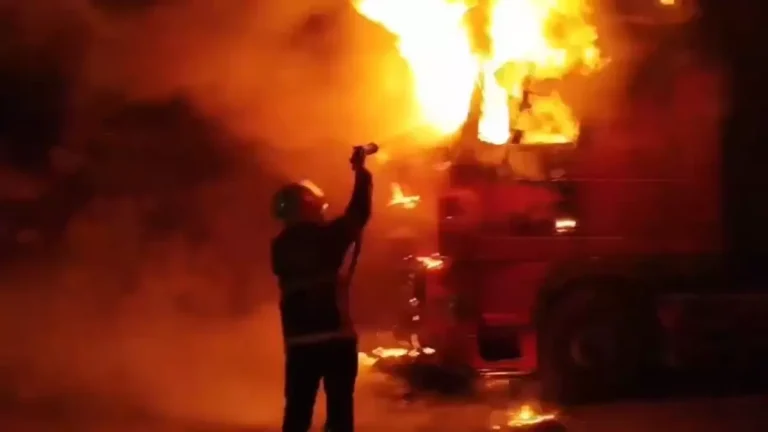 Şanlıurfa’da TIR Yangını