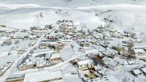 Süphan Dağı Eteğinde Zorlu Kış Şartları