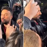 Tarkan’ın hayranıyla “Bana teyze de” diyaloğu gülümsetti! Son hareketi olaya damga vurdu