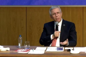 Yavaş, “Suyu kesilen var mı?” diye sordu, aldığı cevap sonrası ne diyeceğini bilemedi